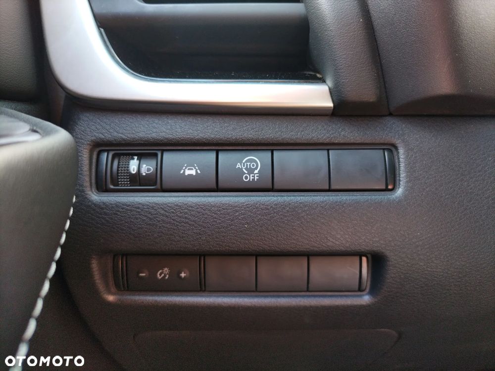 Nissan Qashqai 1.3 DIG-T MHEV N-Connecta Xtronic - 25
