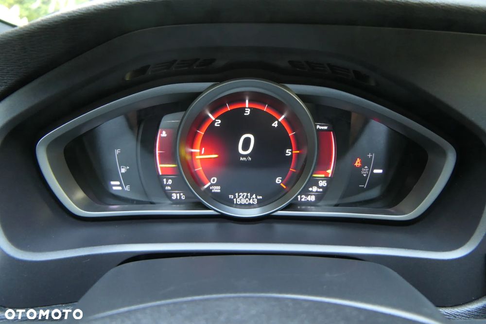 Volvo V40 D2 RDesign - 25