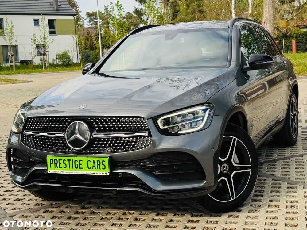 Mercedes-Benz GLC 200 4Matic 9G-TRONIC AMG Line Plus - 16