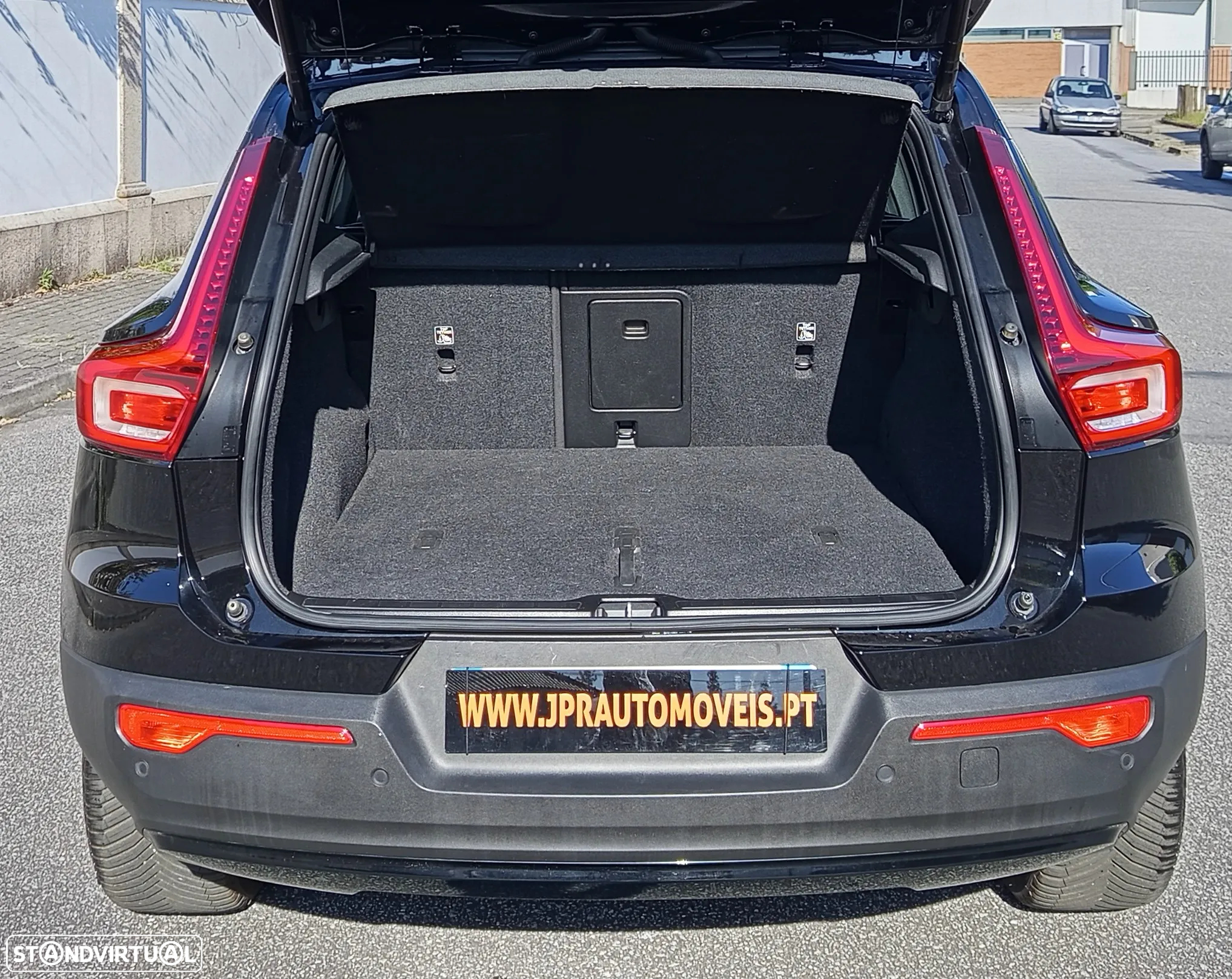 Volvo XC 40 Recharge 69 kWh Single Motor Plus - 9