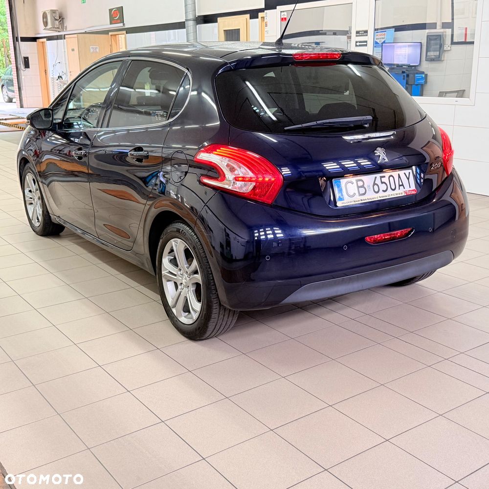Peugeot 208 1.2 PureTech Allure - 4