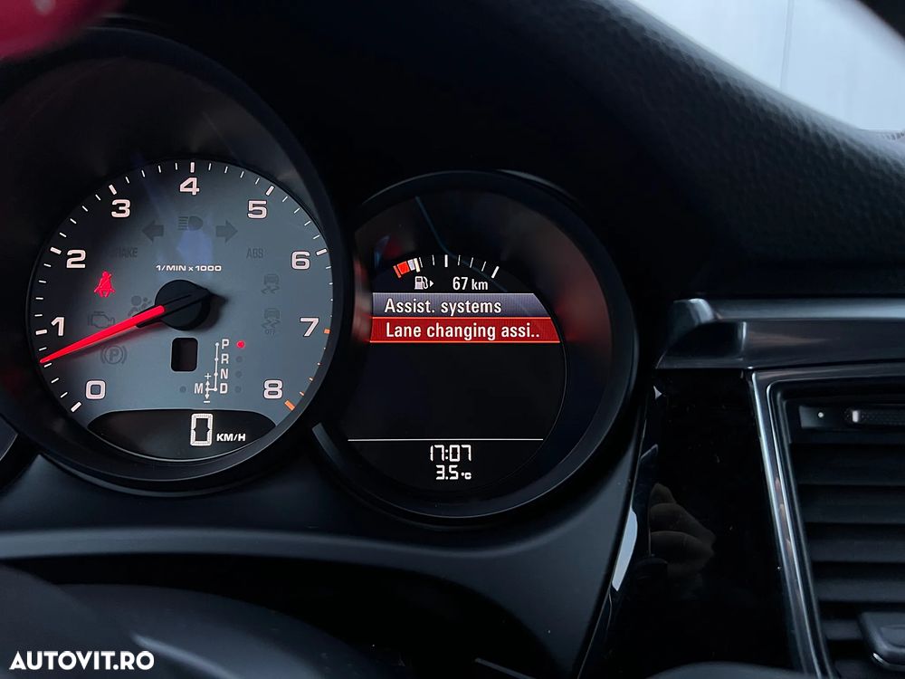Porsche Macan 3.0 PDK S - 14