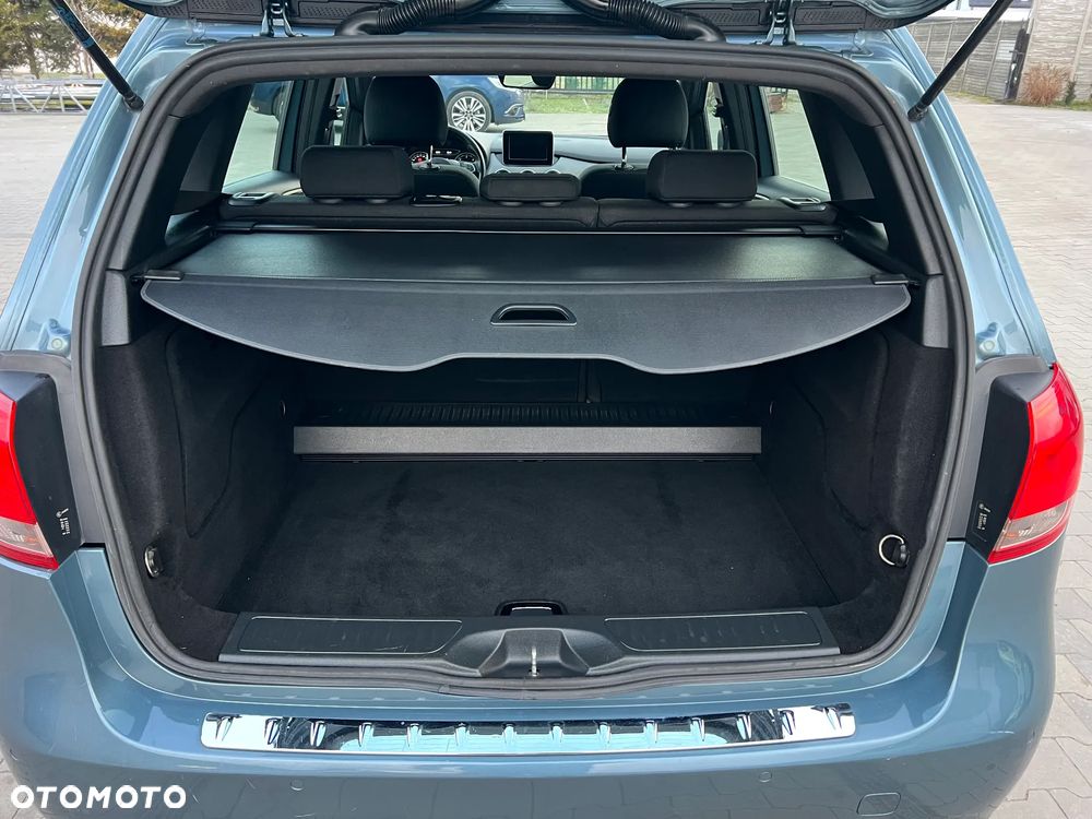 Mercedes-Benz Klasa B 180 d 7G-DCT Edition - 10