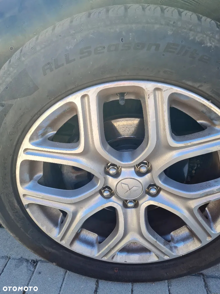 Mitsubishi Outlander 2.0 2WD CVT Invite - 8