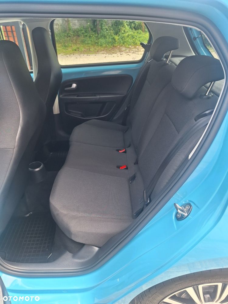 Volkswagen up! black style - 9