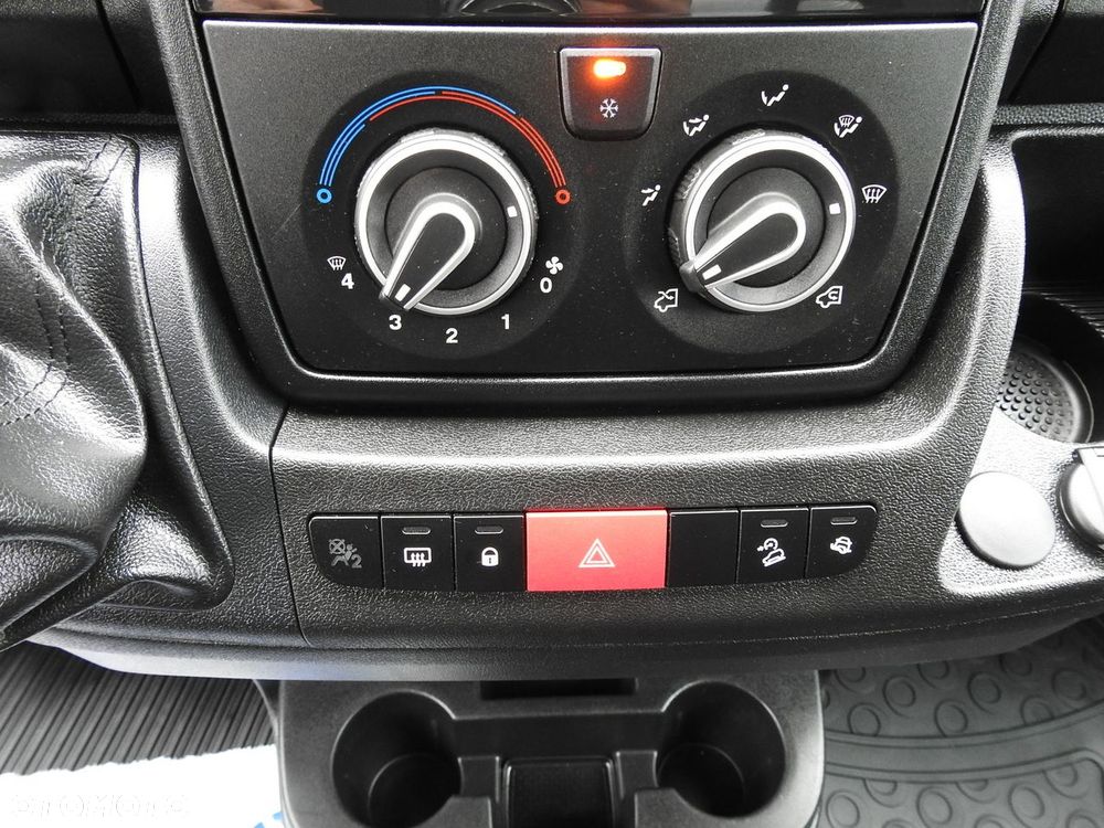 Peugeot BOXER KONTENER WINDA 8 PALET TEMPOMAT KLIMATYZACJA  140KM - 33