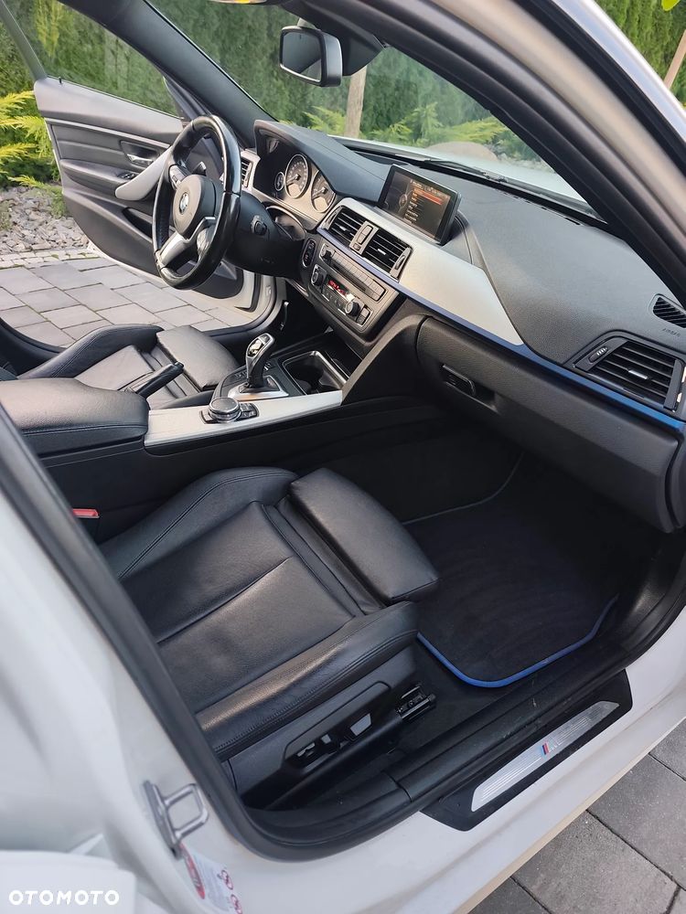 BMW Seria 3 335d xDrive M Sport - 17