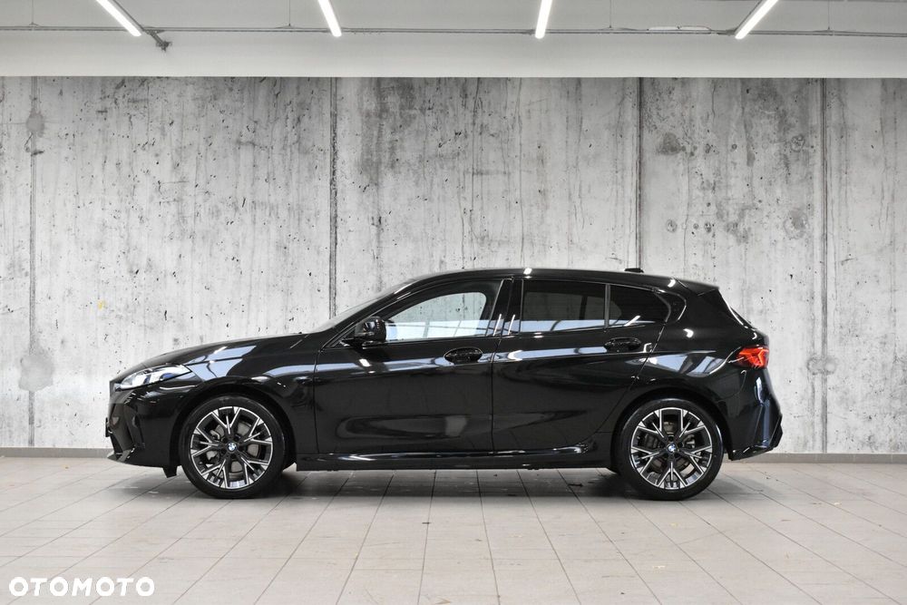 BMW Seria 1 2025 photo 3