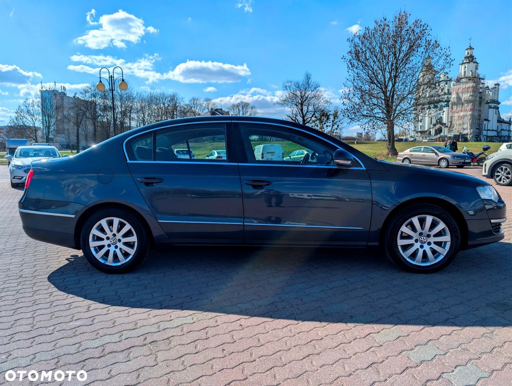 Volkswagen Passat 1.9 TDI Comfortline - 2