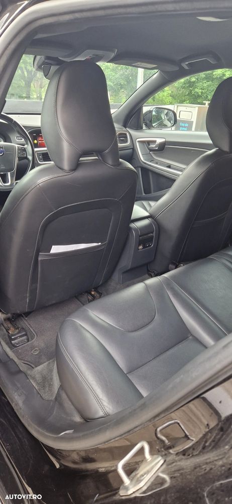 Volvo V60 D4 AWD Summum - 1