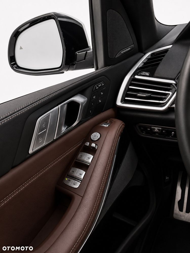 BMW X7 - 9
