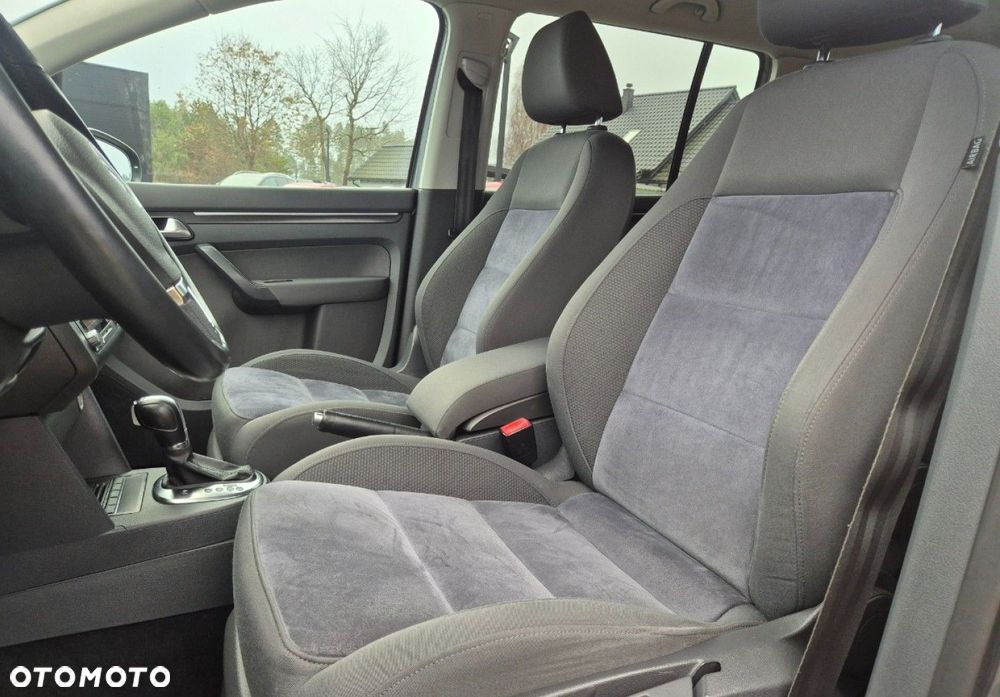 Volkswagen Touran - 7