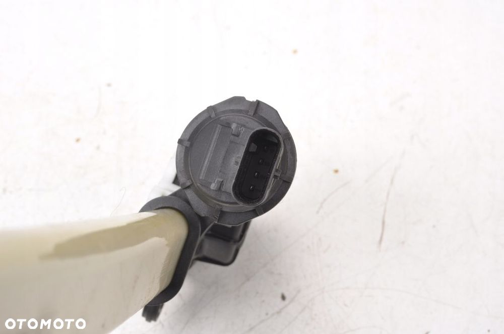 AUDI A8 D4 LONG MECHANIZM ROLETY PRAWY TYŁ - 3