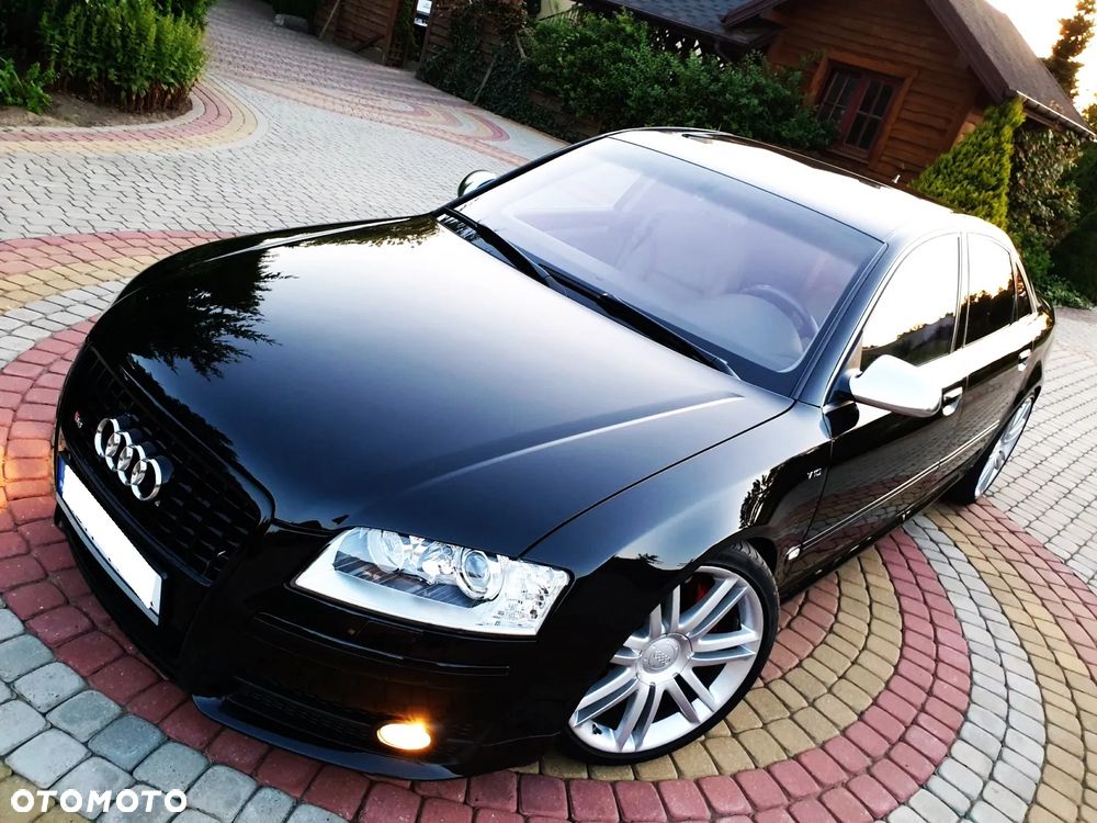 Audi S8 - 3