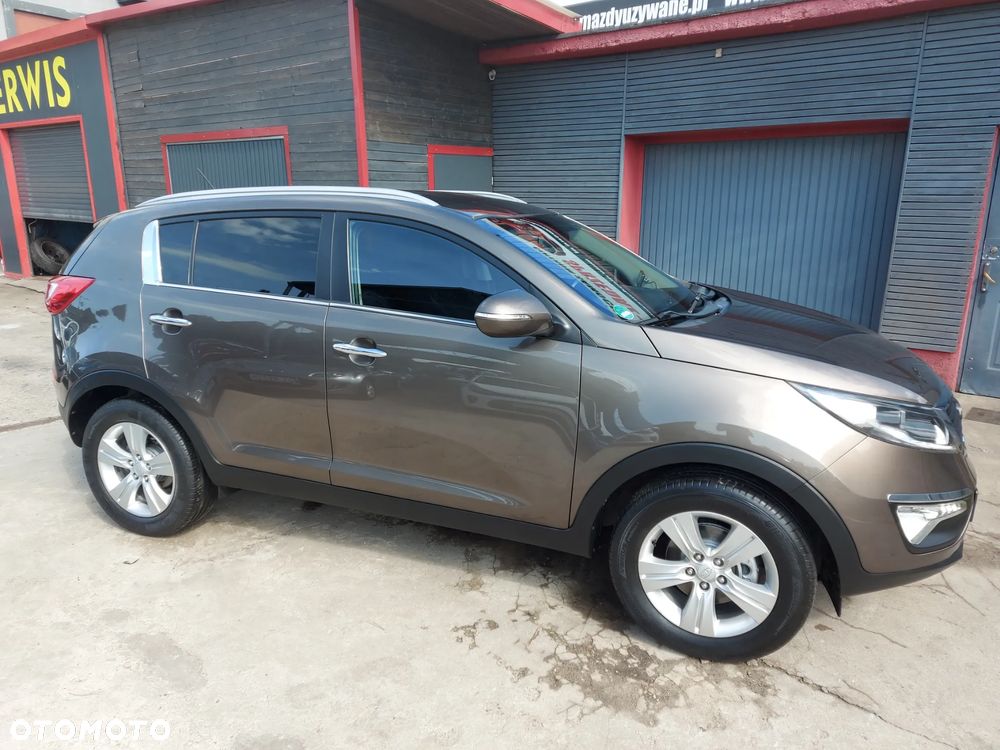 Kia Sportage 2.0 CRDI 4WD Dream-Team Edition - 3