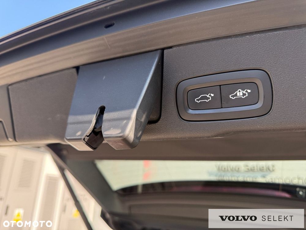 Volvo XC 60 - 32