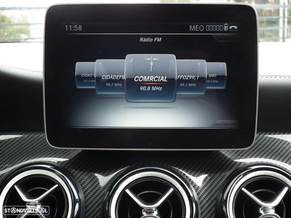 Mercedes-Benz CLA 200 d Shooting Brake AMG Line Aut. - 35