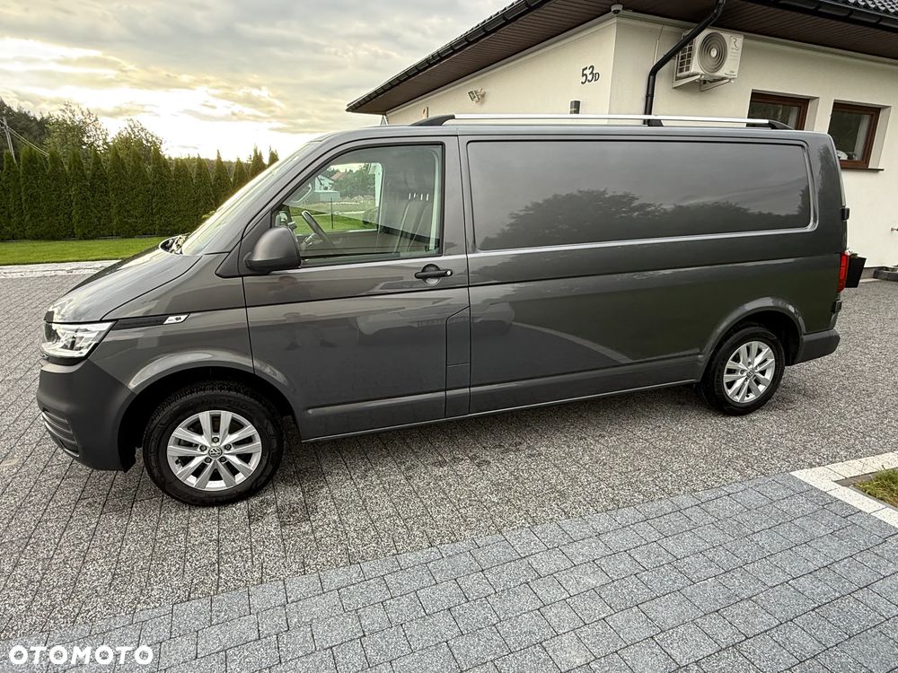 Volkswagen Transporter T6.1 - 17
