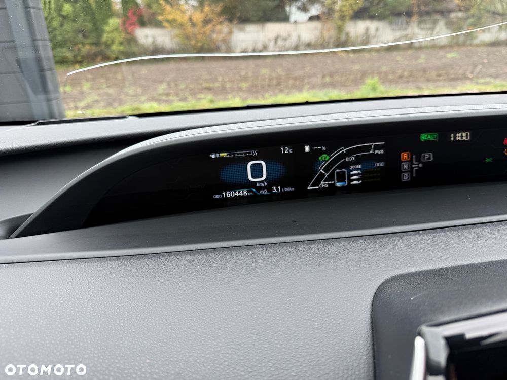 Toyota Prius - 33