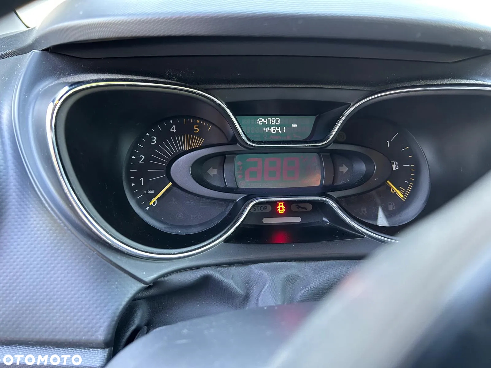 Renault Captur 1.5 dCi Energy Intens - 8