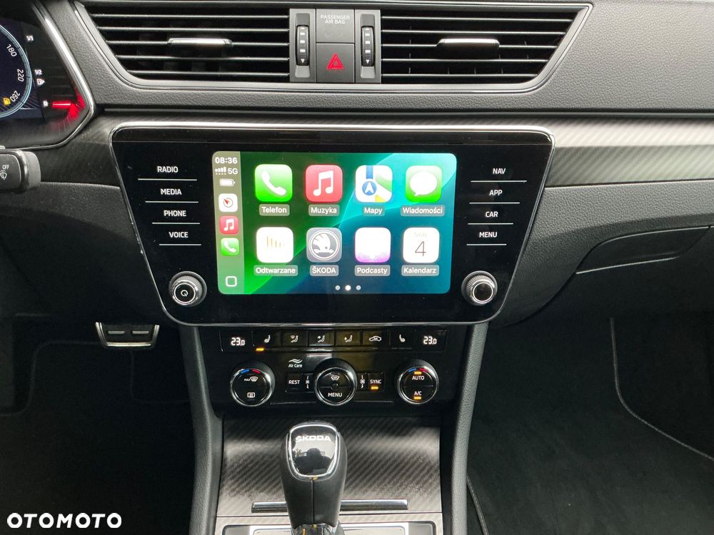 Skoda Superb 2.0 TSI Sportline DSG - 25