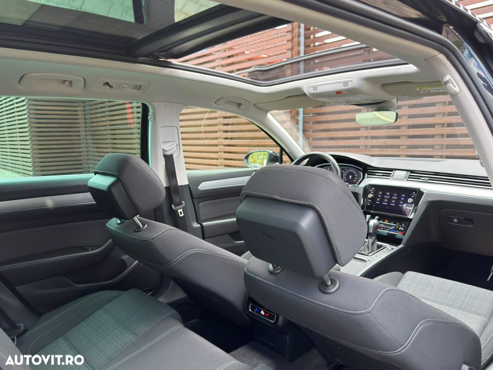 Volkswagen Passat - 35