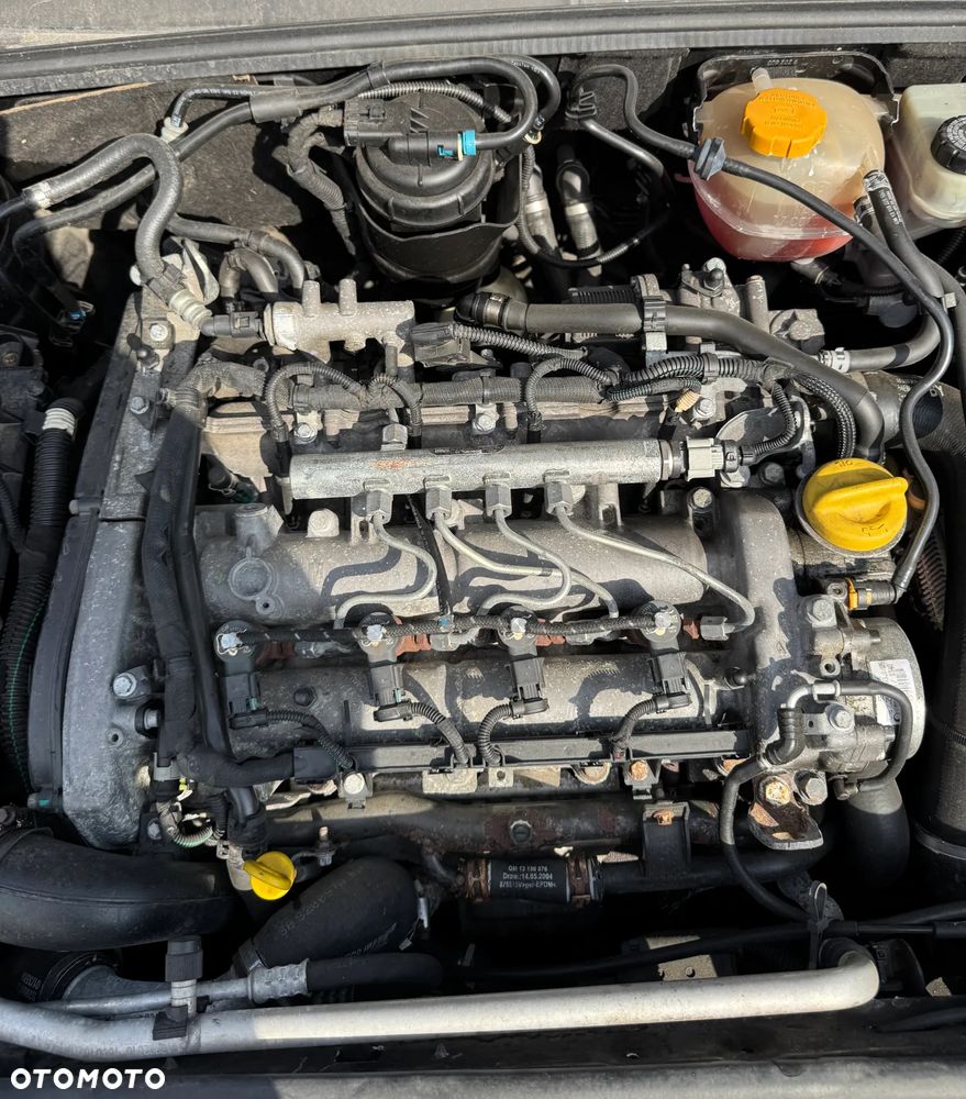 Opel Vectra 1.9 CDTI DPF Cosmo - 40