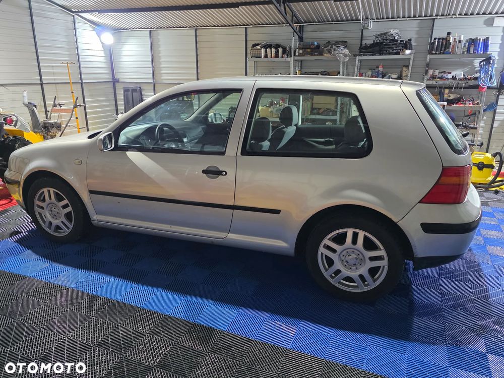 Volkswagen Golf IV 1.4 Trendline - 4
