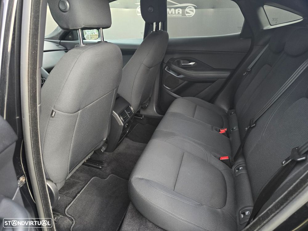 Jaguar E-Pace - 50