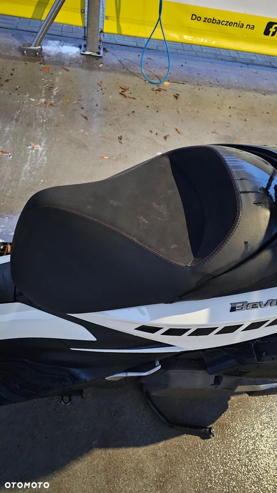 Piaggio Beverly - 14