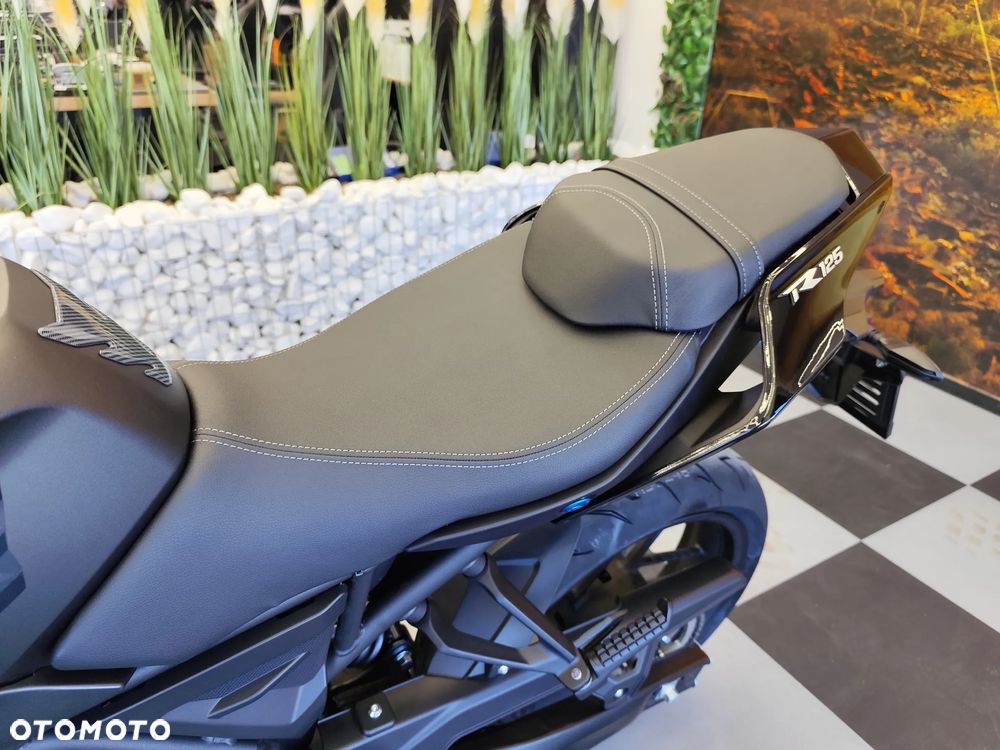 VOGE R125 - 20