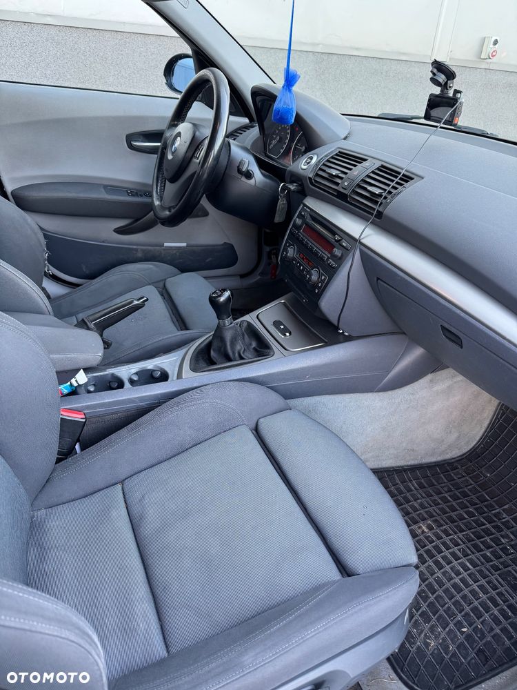 BMW Seria 1 118d - 12