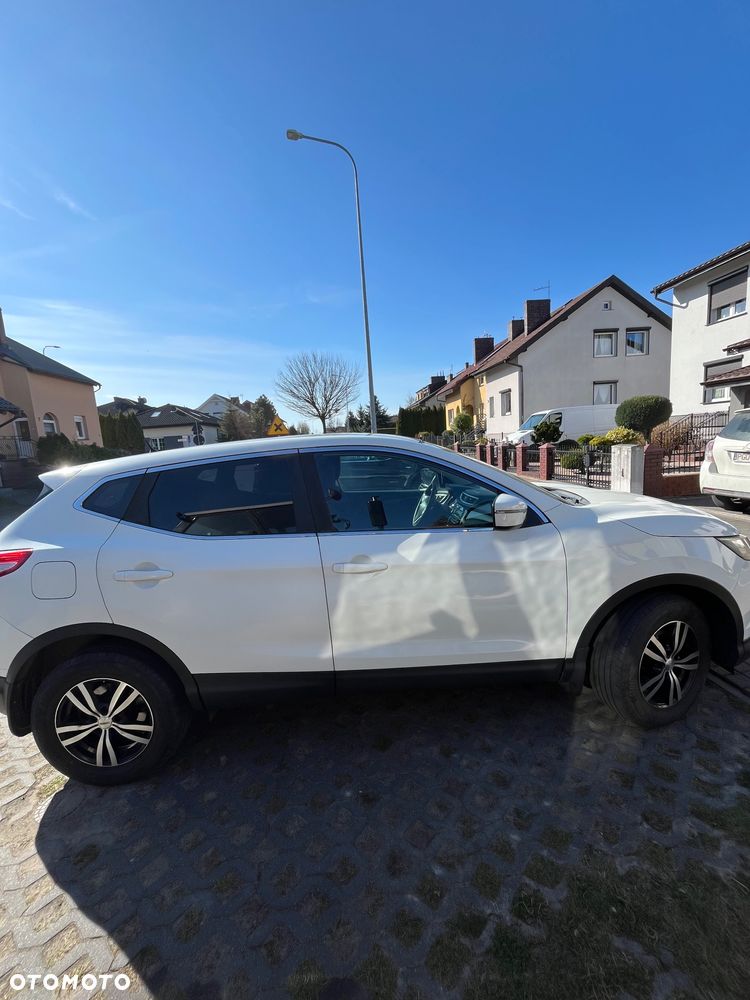 Nissan Qashqai 1.6 DCi Acenta Xtronic EU6 - 4