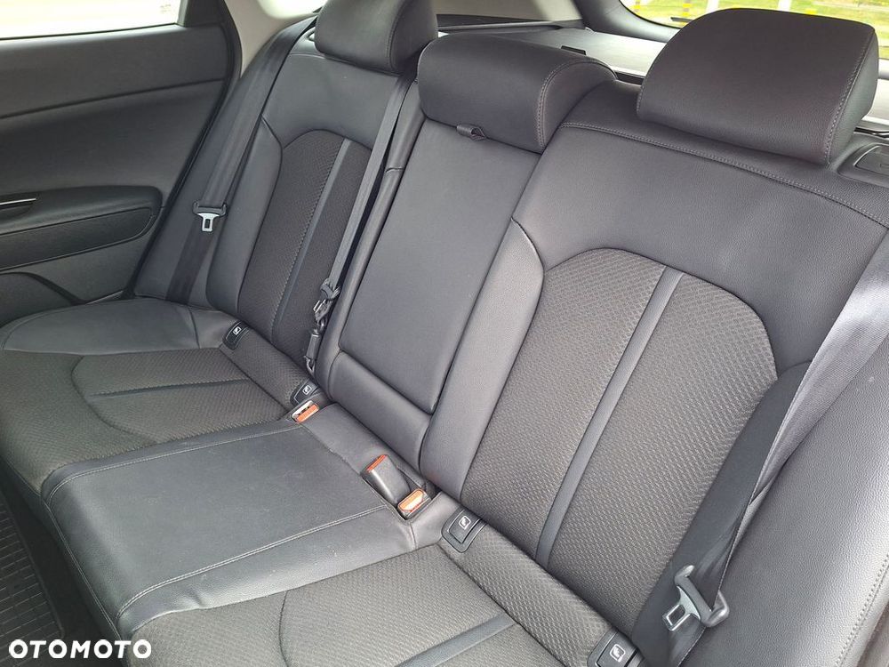 Kia Optima - 18