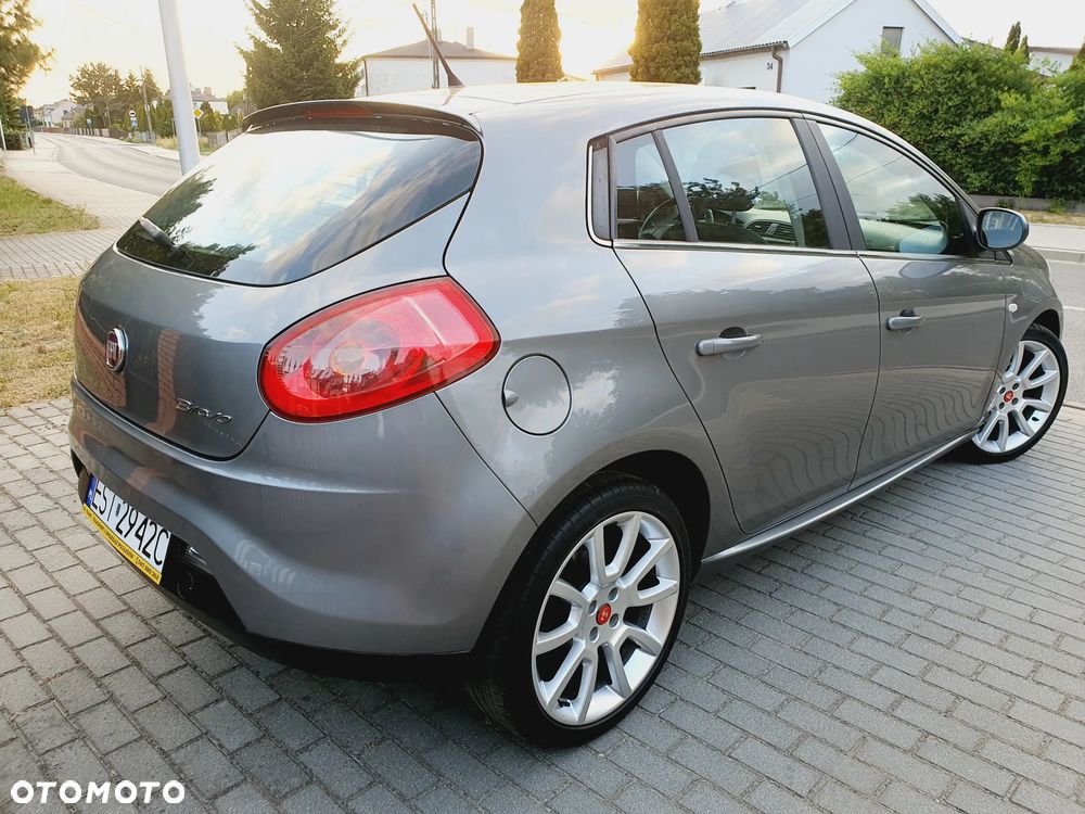 Fiat Bravo 1.4 T-JET 16V Dynamic - 22