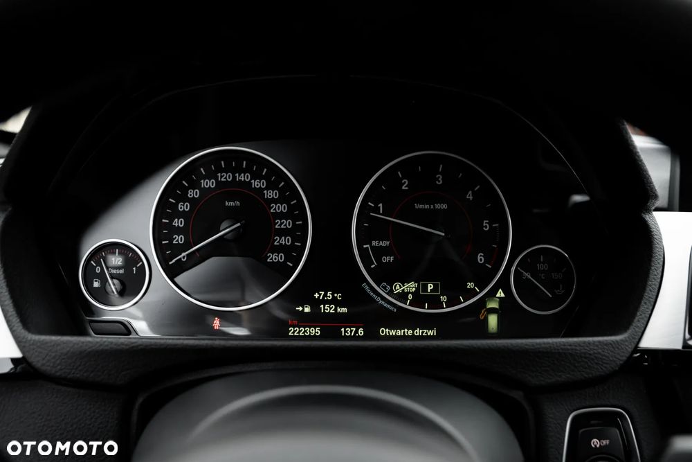 BMW Seria 3 320d Sport-Aut Blue Performance - 29