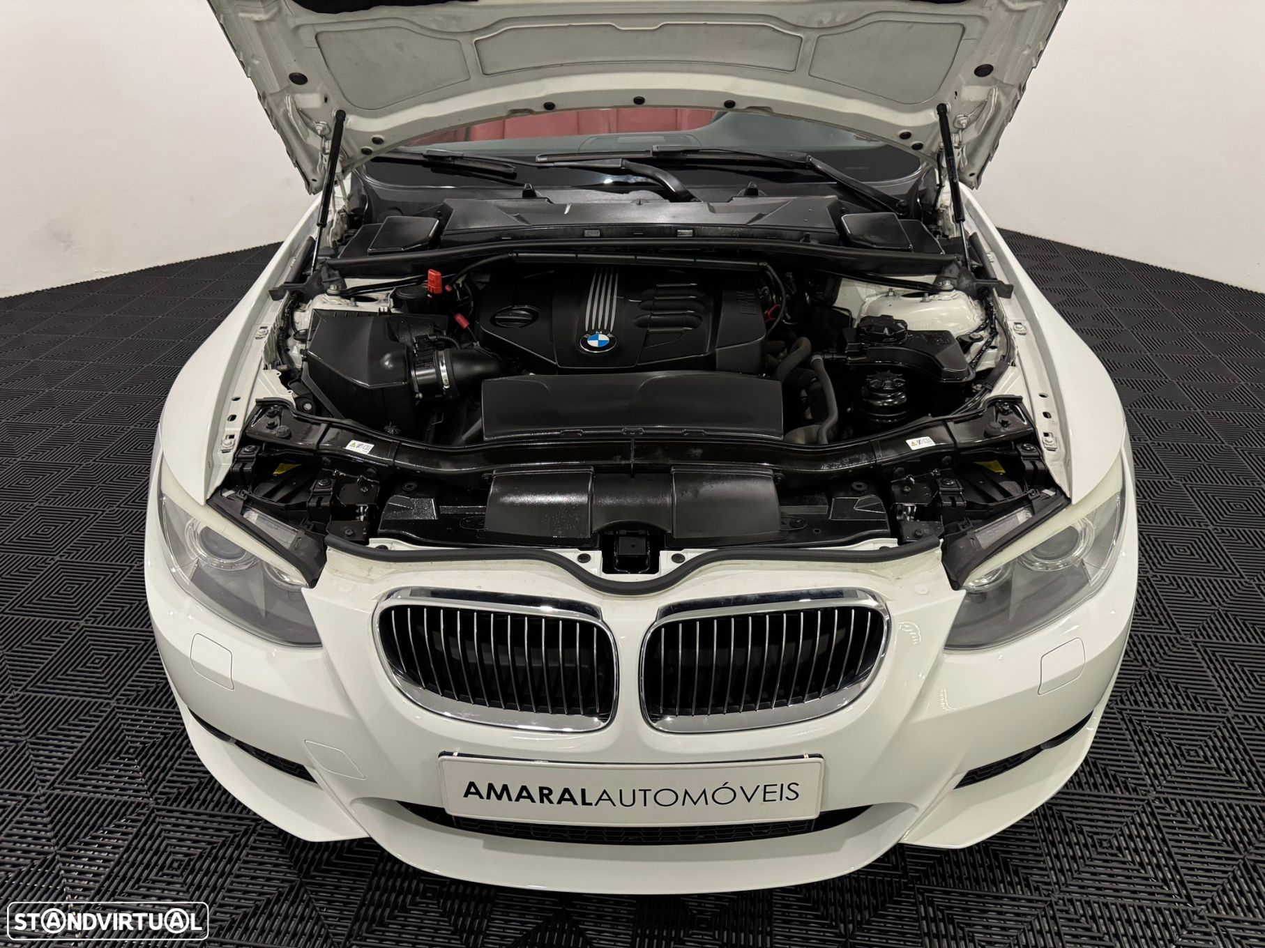 BMW 320 d Cabrio - 60