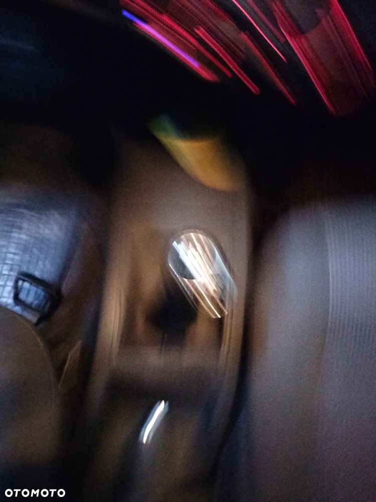 Volkswagen Polo 1.4 16V Comfortline - 17