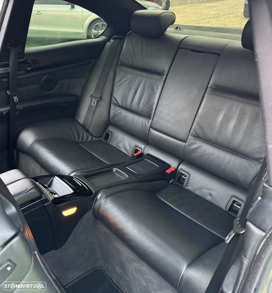 BMW 320 d Auto Pack M - 9