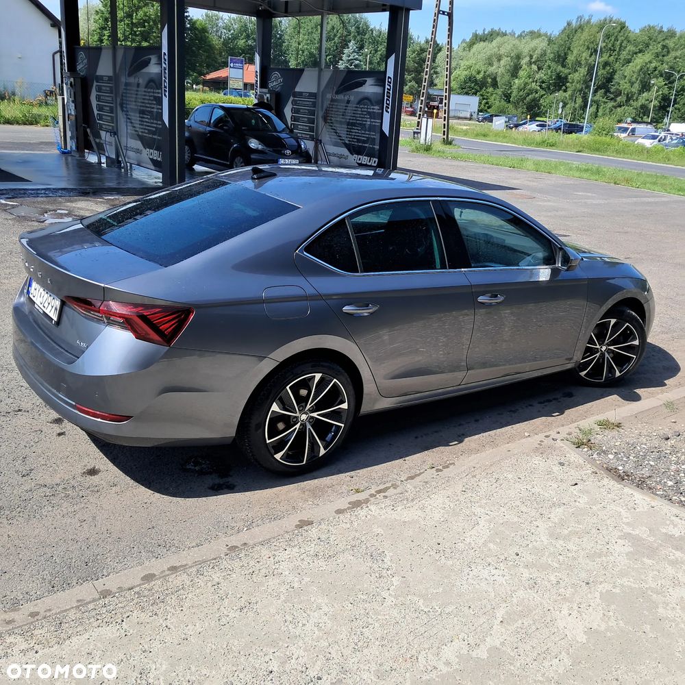 Skoda Octavia 2.0 TDI 4x4 Style DSG - 8