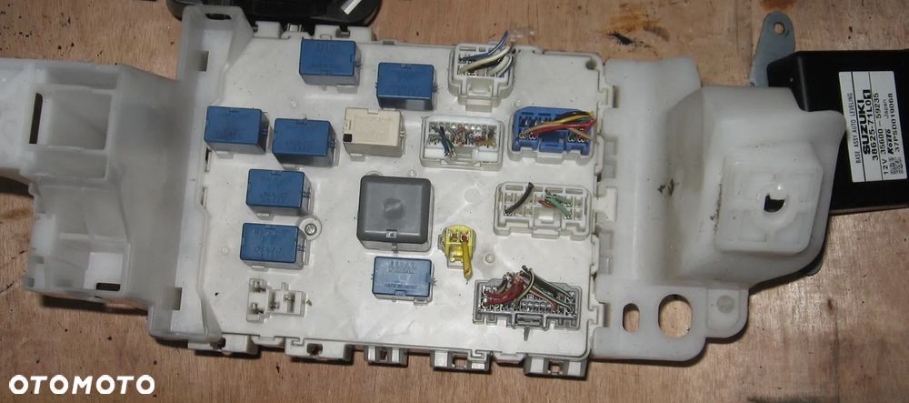 0261S05789 33910-70L00 sterownik zestaw komputer SWIFT SX4 1.6 16V - 9