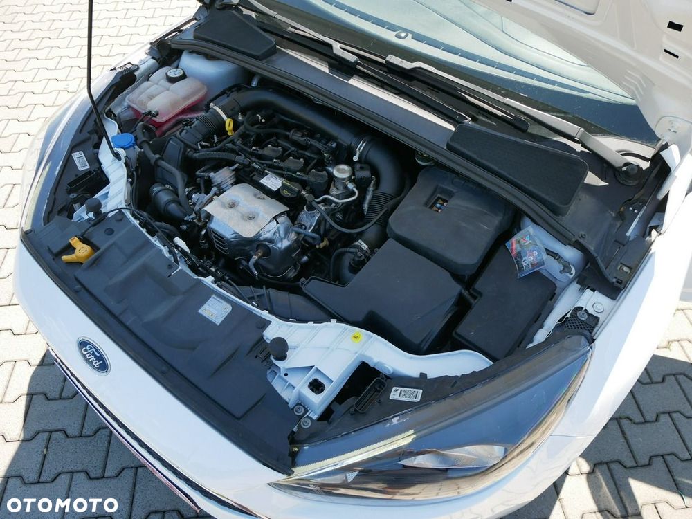 Ford Focus 1.0 EcoBoost Start-Stopp-System COOL&CONNECT - 24