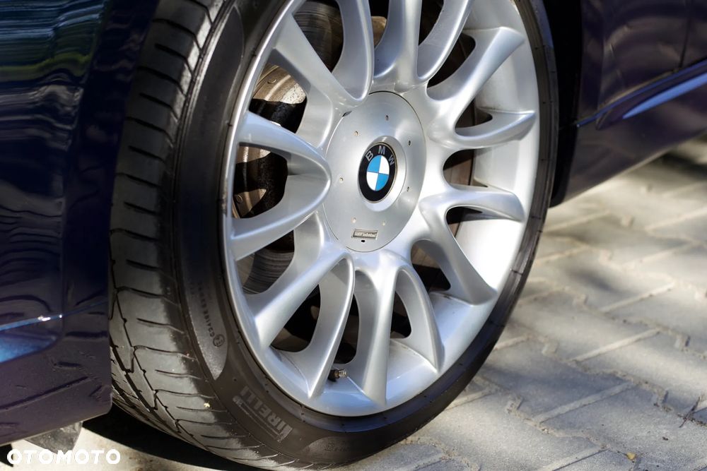 BMW Seria 6 650 i - 32