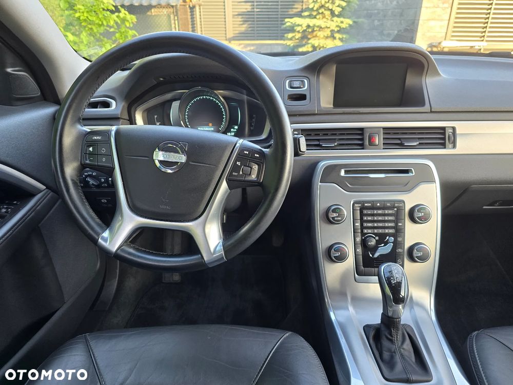 Volvo XC 70 D4 AWD Momentum EU6 - 26