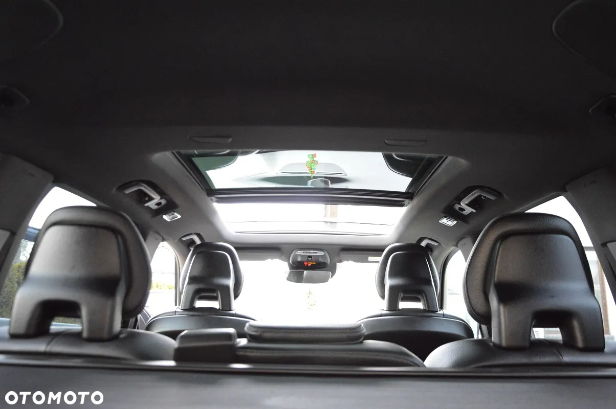 Volvo XC 90 - 31