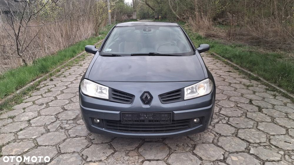 Na części RENAULT MEGANE II CABRIO SILNIK silnik 1.9 DCI 115 KM F9Q818 lakier skrzynia maska zderzak drzwi klapa szyba fotel kanapa lusterko lampa deska GWARANCJA !!! Przód Tył Zestaw Komplet Drzwi Klapa Zderzak Błotnik Maska Grill Atrapa Szyba Pas Lampa Lusterko Boczki Fotel Kanapa Kokpit Deska Rozdzielcza Przełącznik Włącznik Sterownik Przewody Wiązka Instalacja Moduł Komputer Czujnik Listwa Pompa Alternator Wtryski Głowica Rozrusznik Kompresor Sprzęgło Dwumas Silnik  Skrzynia ABS Klimatyzacji Paliwa Wspomagania Kolektor Turbina Przepustnica Zawór Chłodnica Koło Hak Belka Sanki Zawieszenie Mcpherson Półoś Amortyzator Wydech Tłumik Zacisk dach - 6