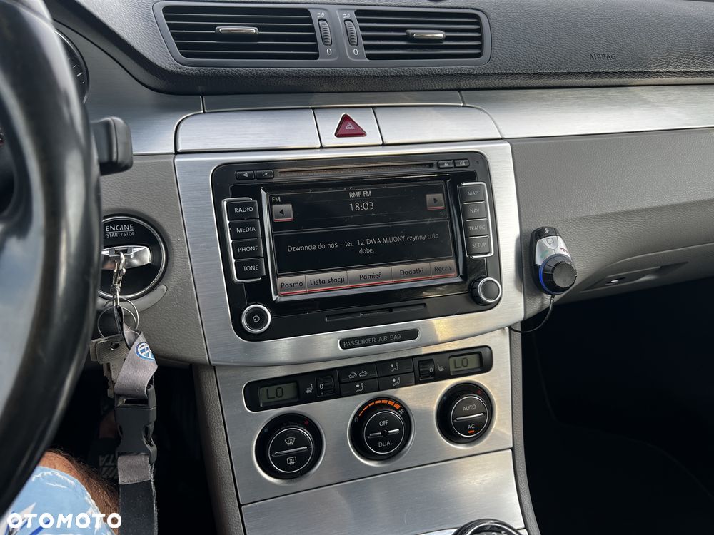 Volkswagen Passat - 6