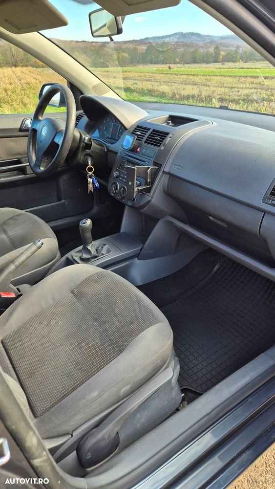 Volkswagen Polo 1.4 TDI Attractive - 10