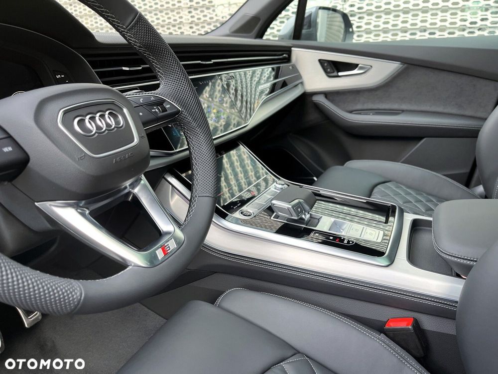 Audi Q7 - 16