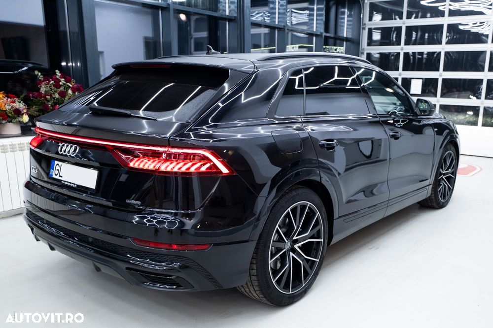 Audi Q8 - 2